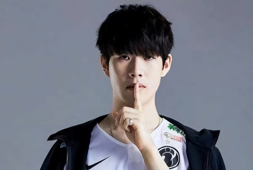 这位出色的 这位出色的