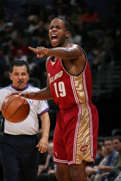 能为湖人效 能为湖人效